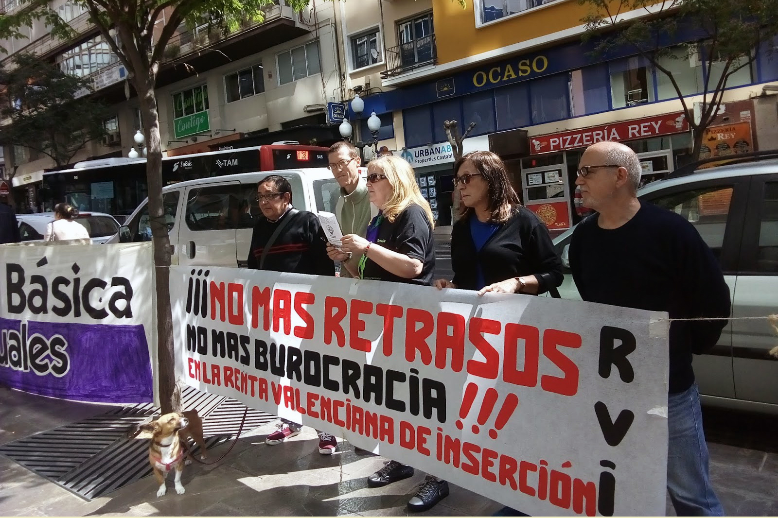 Protestes contra la gestió de la renda valenciana d'inclusió i en defensa d'una renda bàsica per a tota la població a Alacant / Arxiu. directa.cat
